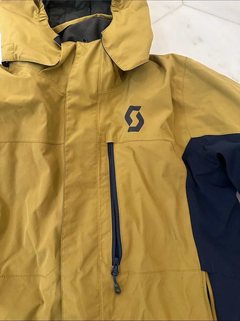 Scott Hooded Kids Ski Jacket in Mustard with Navy Accents